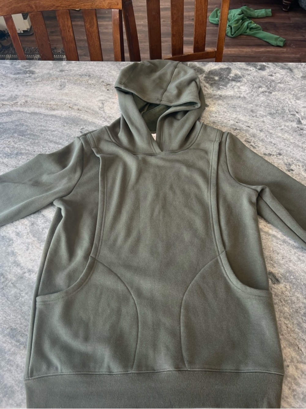 Latched Mama Nursing Hoodie size M